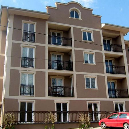 Talija Apartman Apartamento Vrnjačka Banja Exterior foto